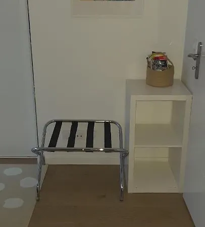 Jolie Parentale, Et Salle D'eau, Avec Son Coin De Verdure A 5 Minutes A Pied Du Centre Pansiyon *