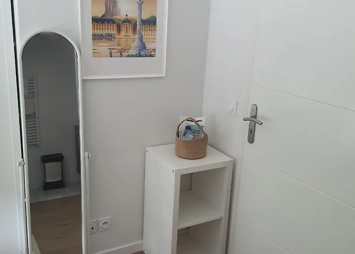 Homestay Parentale Du Centre-ville: Verdure Et Tranquillité