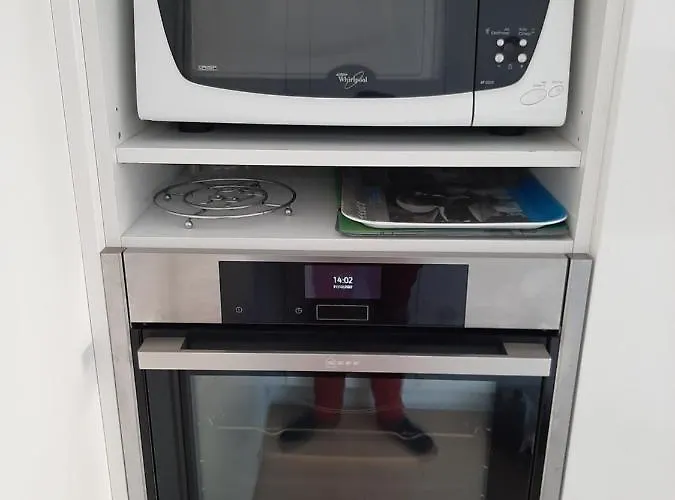 Parentale Du Centre-ville: Verdure Et Tranquillité Homestay